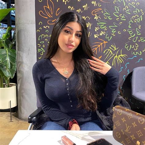 Paralyzed Tiktok Influencer Goes Viral For Showing People Her Life