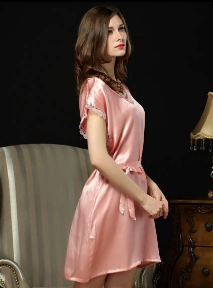 100 Mulberry Silk Pink Sexy Low Roundscooped Neck Bridal Robe