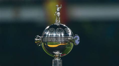El certamen comenzó con la disputa de tres fases. CONMEBOL difundió el calendario de la Libertadores 2021 ...