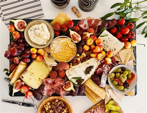 Cheese Platter Party Inspiration - DELIZABETH