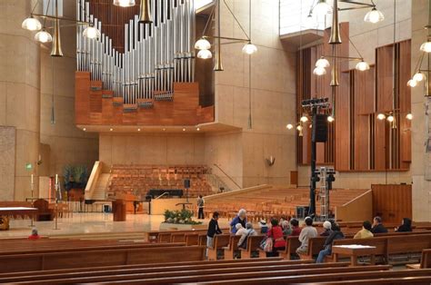 Cathedral Of Our Lady Of The Angels Shows Contemporary Side Of Catholic