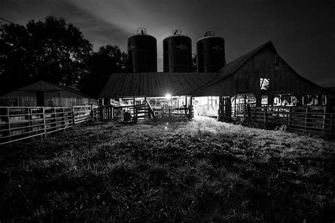 Farm At Night Farm Night View Image