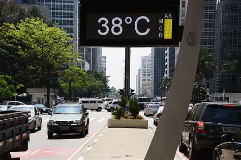 Rio de janeiro 23° 16°. Com 37,8°C, cidade de São Paulo tem a maior temperatura da ...