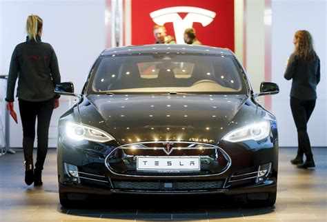 Tesla Becomes Most Valuable Us Car Maker Elon Musks Electric Car