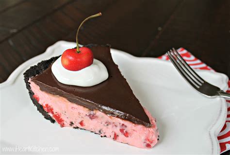chocolate covered cherry dream pie no bake dessert i heart kitchen