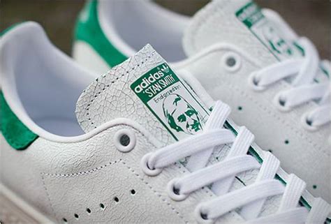 TÊNIS ADIDAS STAN SMITH CRACKED LEATHER