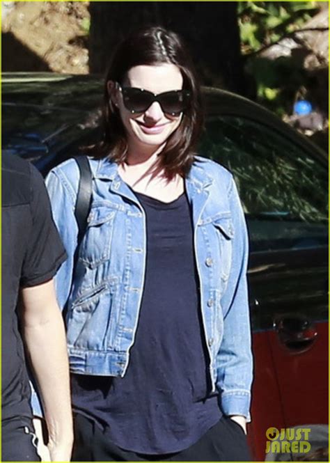 Anne Hathaway Steps Out After Pregnancy News Revealed Photo 3518219