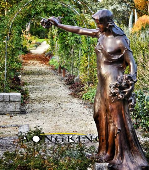 Lady Hold Flower Sculpture Bronze Statuegarden Art Sculpture