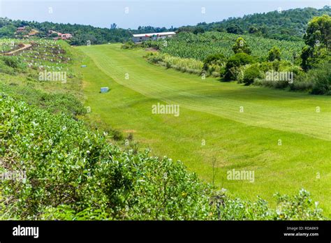 Grass Runway Hi Res Stock Photography And Images Alamy