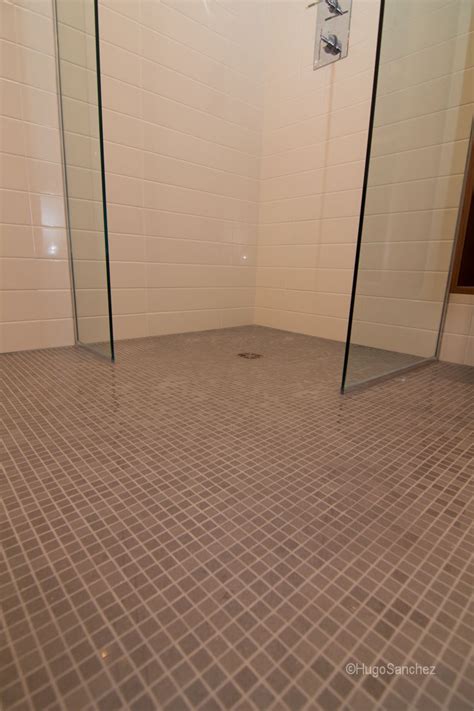 Basement wet room - Céramiques Hugo Sanchez