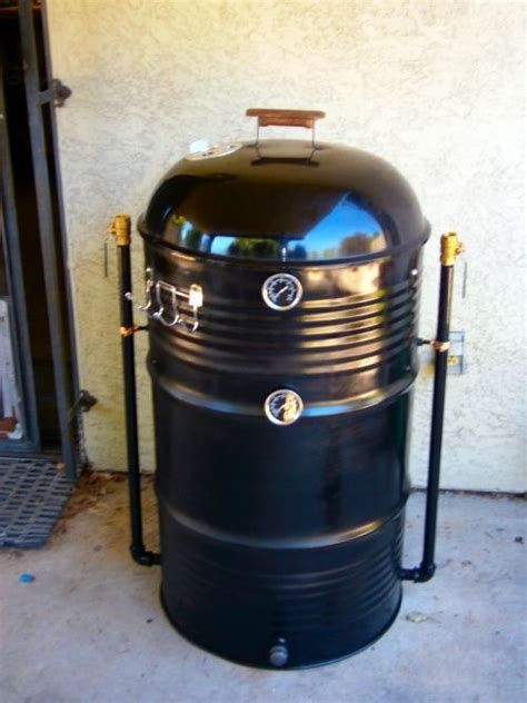 My First Diy Uds Ugly Drum Smoker I Made Her From A 55 Gallon Food