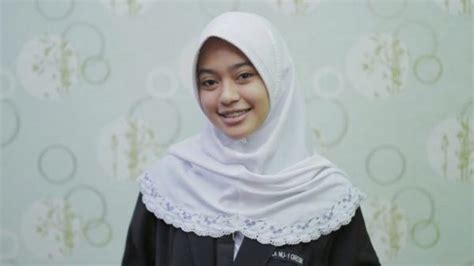 Gadis 14 Tahun Ditawar Masuk Universiti Ternama Indonesia