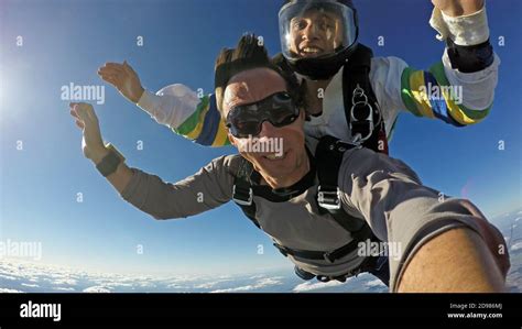 Selfie Skydiving Tandem Stock Photo Alamy