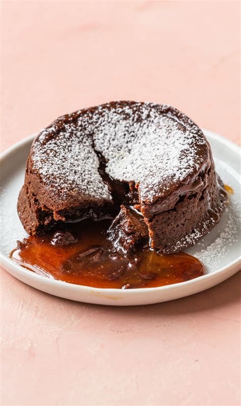 How To Make Salted Caramel Molten Chocolate Cakes Video Recipe The