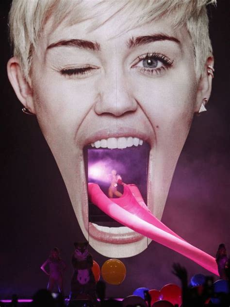 Miley Cyrus Tongue Slide Spawns Lawsuit Wfmynews Com