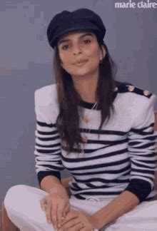 Emily Ratajkowski Gifs Gifs Tenor