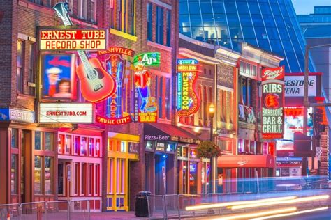 Best Things To Do In Nashville Must Sees In Music City Lets Roam