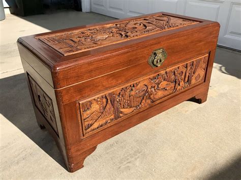 17 Romantic Chinese Carved Wood Dresser Collection In 2020 Wood