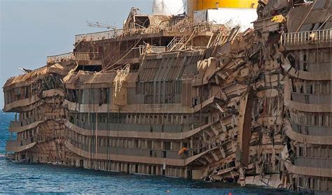 11 Abandoned Ferries Ocean Liners Cruise Ships And Hovercraft Costa