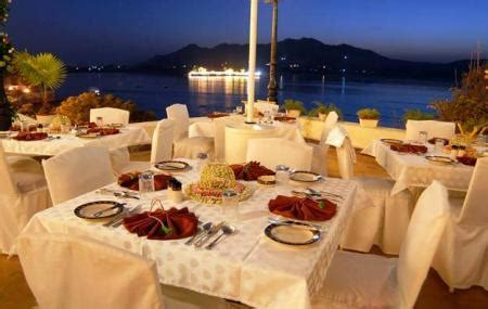 15 Best Restaurants In Udaipur | List of Udaipur Restaurants for variety