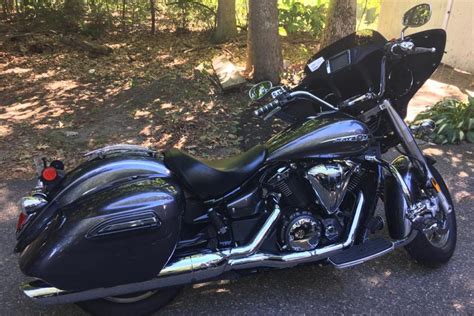 Buying yamaha ybr 125, an unexperienced rider gets everything he needs and doesn't put his life in danger (for more power you need some relevant experience accordingly). 2014 Yamaha V-Star Deluxe 1300 in Stratham, NH