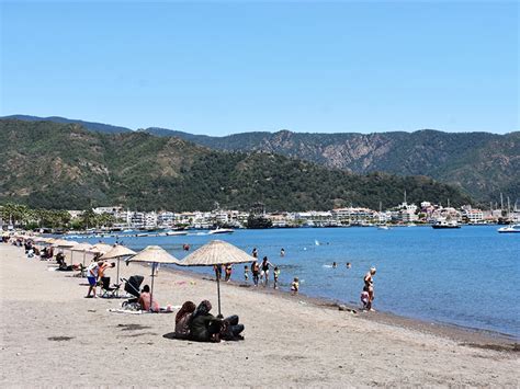 .yer alan bodrum kumbahçe plajı, halk plajı olarak hizmet veren nadide plajlardan bir tanesidir. Muğla'nın Sahillerinde Sıcak Hava Yoğunluğu | Bodrum Ekspres