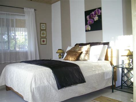 Delta ii 201 alamar apartment 2 bedroom apts. 2 Bedroom apts heart of Ocho Rios Has Air Conditioning and ...