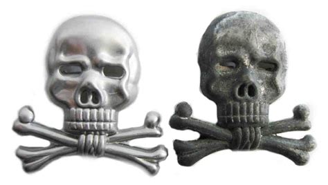 Brunswick Traditions Badge Skull Aged