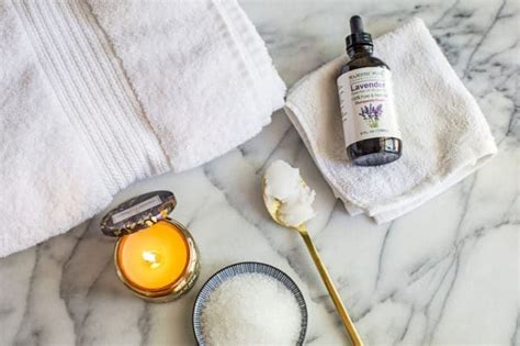 This Diy Epsom Salt Detox Bath Is Moisturizing Coconut Oil And Relaxing Lavender It Boosts