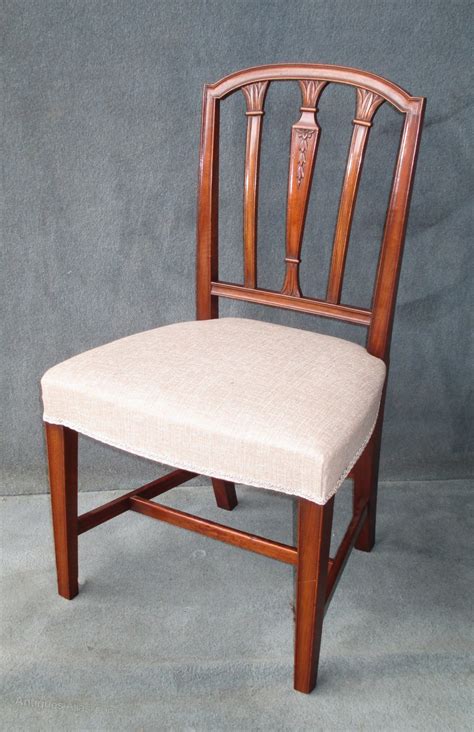 A Set Of 6 2 Mahogany Sheraton Style Chairs Antiques Atlas