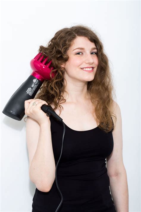 The bio ionic 10x ultralight speed hair dryer allows you to dry your hair within 10 minutes. How to Get Perfect Curls Using a Diffuser | Hair tips ...