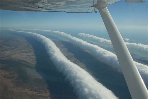 15 Unusual Weather Phenomena That Are Hard To Come Across