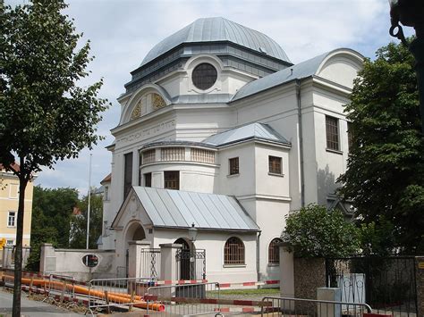 Jump to navigation jump to search. Synagoge (St. Pölten) - Wikipedia