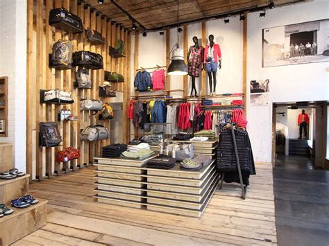 Optie A Patagonia Store Trento Shoe Rack Retail Interior Design