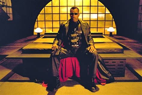 Blade Ii Movie Review And Film Summary 2002 Roger Ebert