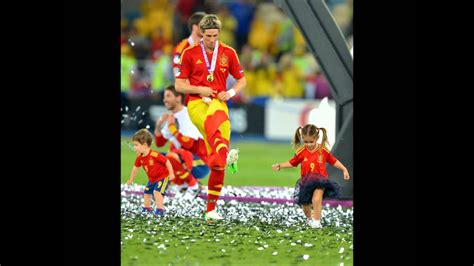 Fernando Torres And His Adorable Kids After The Em2012 Final ♥ Youtube