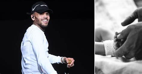 A few weeks ago, there were speculations that chris brown and girlfriend ammika harris welcomed their bundle of joy. Chris Brown Shares First Photo of Newborn Son & Reveals ...