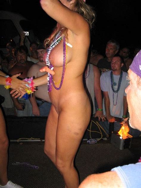 Naked Women In Public At Mardi Gras Telegraph