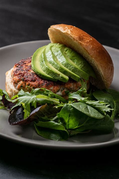 Burger restaurant in florence, mississippi. MetaBurn90: Salmon Burger with Avocado and Mixed Greens | Bodybuilding.com
