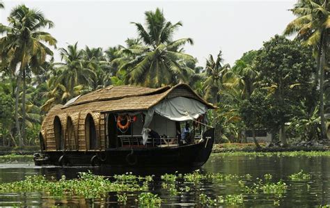 10 Unmissable Things To Do In Kerala Kerala House Boat Kerala House Boat