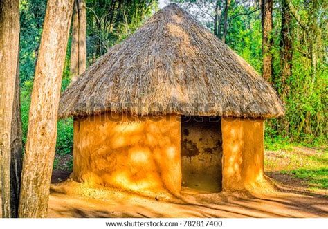 Traditional Tribal Hut Bomas Kenya Nairobi Stock Photo Edit Now 782817400