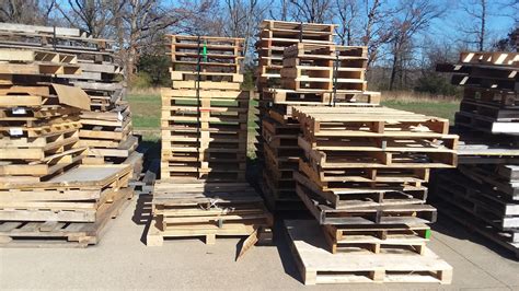 Used Wood Pallets Near Me Save Big Money With Used Pallets