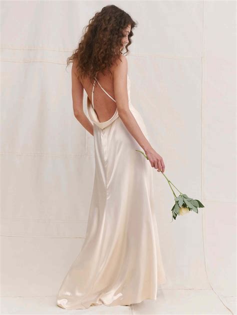 Best Slip Wedding Dresses Of