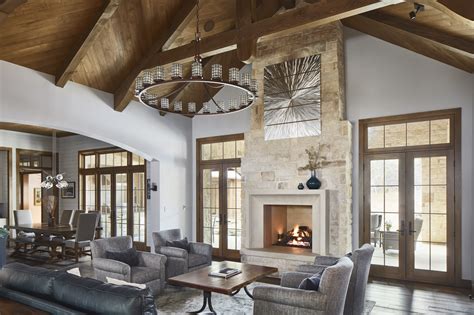 Five Reclaimed Ceiling Trends For Your Texas Hill Country Home