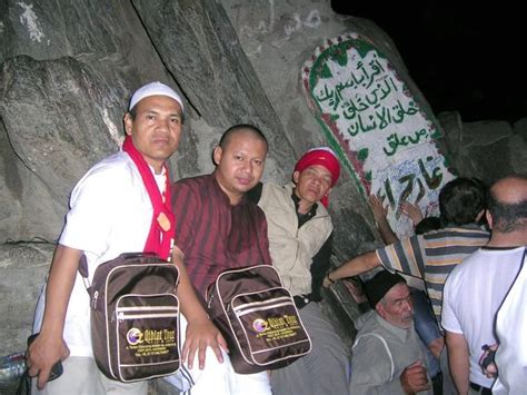 Ziarah Gua Hira Butuh Fisik Yang Prima Untuk Mencapai Lokasi Nabi