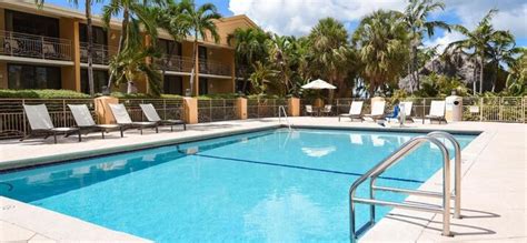 Top 10 Pet Friendly Hotels In Florida Keys Florida Trip101