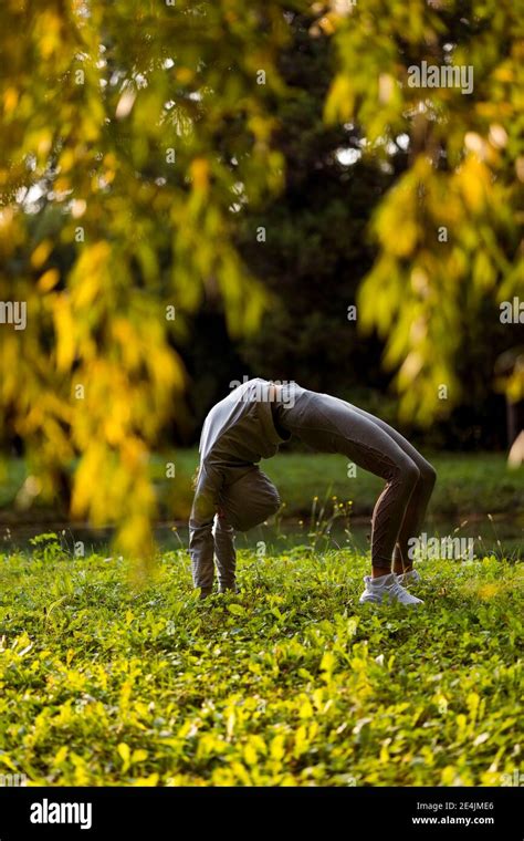 Bending Over Female Body Hi Res Stock Photography And Images Alamy