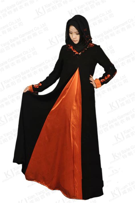 Model baju yang banyak disukai oleh orang banyak tidak lepas dari baju yang simple dan modis, terutama untuk wanita yang selalu mengedepankan penampilan atau fashion mereka. Ide Top 33 Model Baju Gamis Terbaru 2021 Warna Hitam