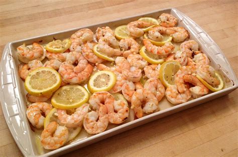 The sauce that comes with this recipe is a lemon garlic ghee sauce that is really. Oven Roasted Shrimp with Lemon and Garlic recipe