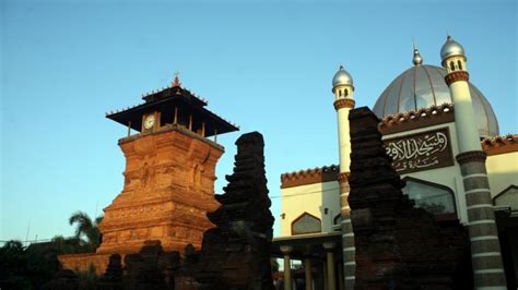 Masjid Menara Kudus Bukti Toleransi Dan Akulturasi Budaya